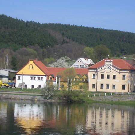 Penzion Patak Kamyk nad Vltavou Exterior foto